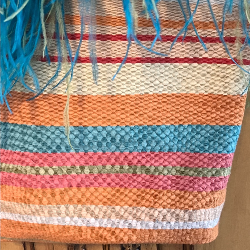 Colorful ReVErsiBLe Feathered Tote Bag - Picture 3 of 7